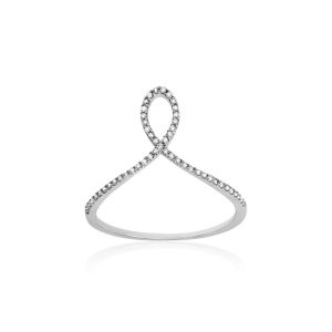 Anel em Ouro Branco com Diamante