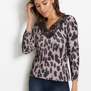 Blusa Animal Print em Malha Fria