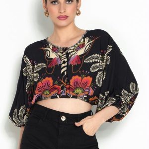 Blusa Cropped de Viscose Jardim Clássico Preto