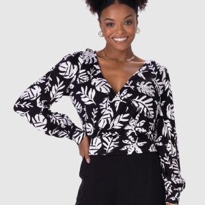 Blusa Feminina Tropical Canelada Decote V Preto