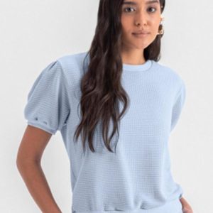 Blusa Feminina em Malha Azul