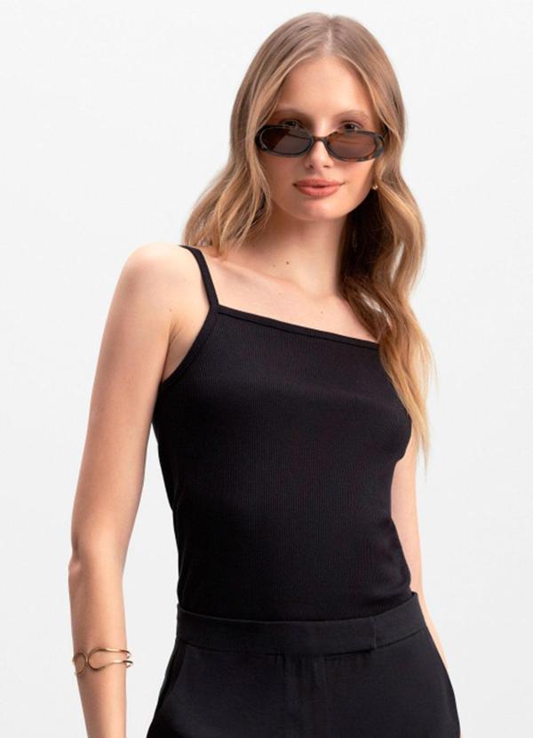 Blusa Feminina em Ribana Canelada Preto