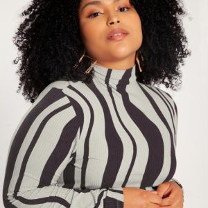 Blusa Plus Size em Viscose com Gola Alta Roxo