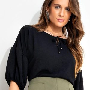 Blusa Preta em Viscose Plana