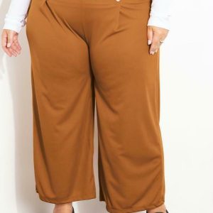 Calça Caramelo com Botões e Pregas Plus Size