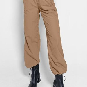 Calça Feminina Parachute em Microfibra Marrom