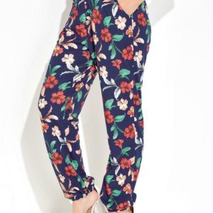 Calça Floral Marinho com Bolsos Funcionais