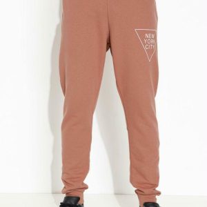 Calça Marrom com Estampa Localizada