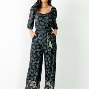 Macacão Paisley Preto com Faixa