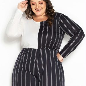 Macaquinho Listras e Off White Plus Size