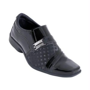 Sapato Preto em Sintético