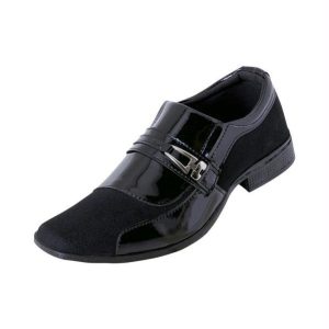 Sapato Social Preto em Sintético Verniz e Tecido