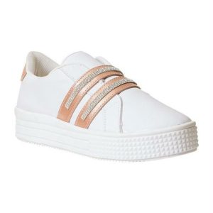 Tênis Casual Branco com Detalhe em Strass