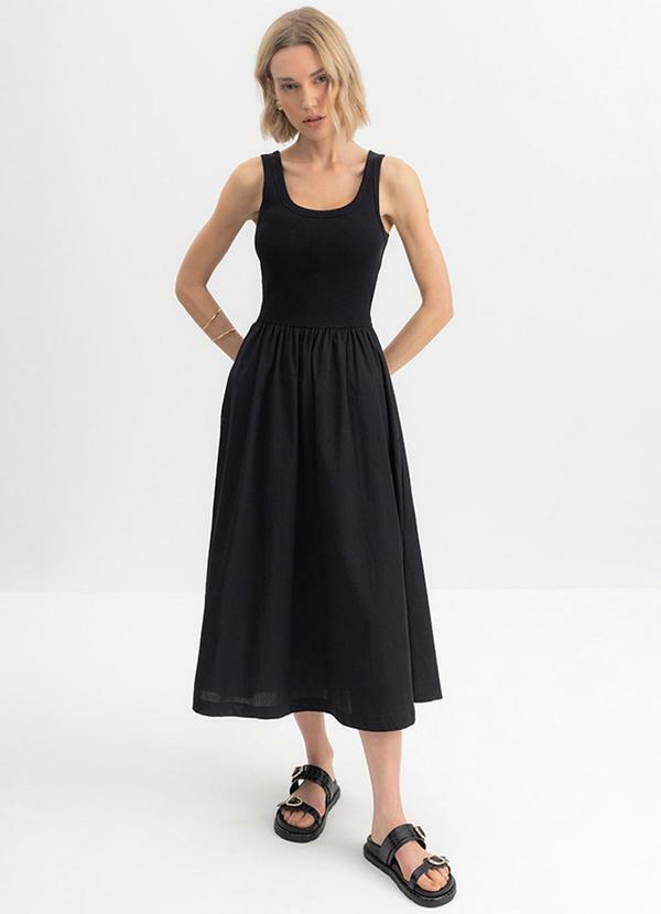 Vestido Feminino Midi em Ribana Preto