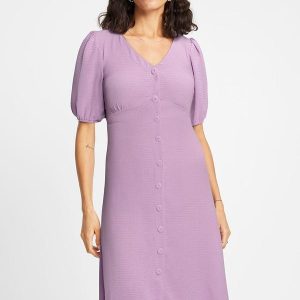 Vestido Lilás em Crepe Plano