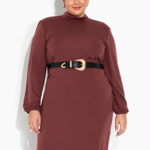 Vestido Marrom com Mangas Longas Plus Size