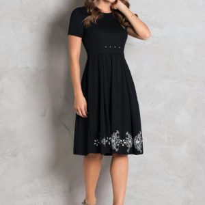 Vestido Preto com Pérolas