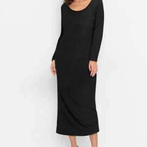 Vestido Preto em Malha Cotelê