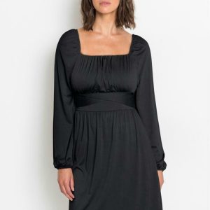 Vestido Preto em Malha Crepe