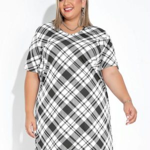 Vestido Xadrez Preto Evasê com Mangas Plus Size