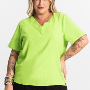 Blusa Manga Curta Plus Size Verde