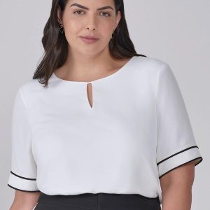 Blusa de Crepe Off White com Filete Plus Size Preto Ju