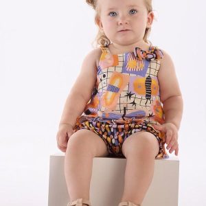 Conjunto Bebê com Bata e Calcinha Três e Já Branco