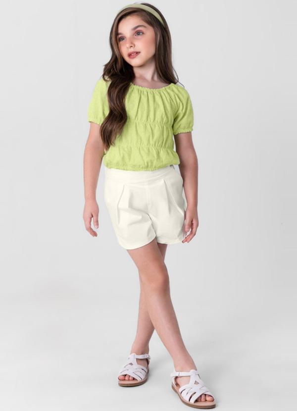 Conjunto Menina com Cropped e Shorts Verde
