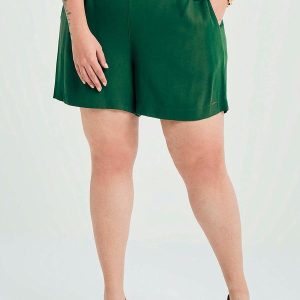 Short Feminino Alfaiataria Creponado Verde