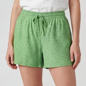 Short Feminino com Cós e Laço Verde