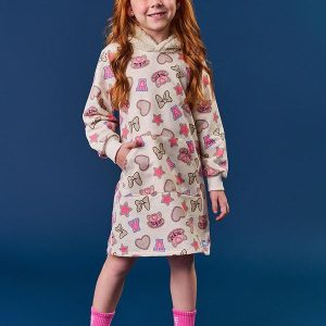 Vestido com Capuz em Pelo Rosa