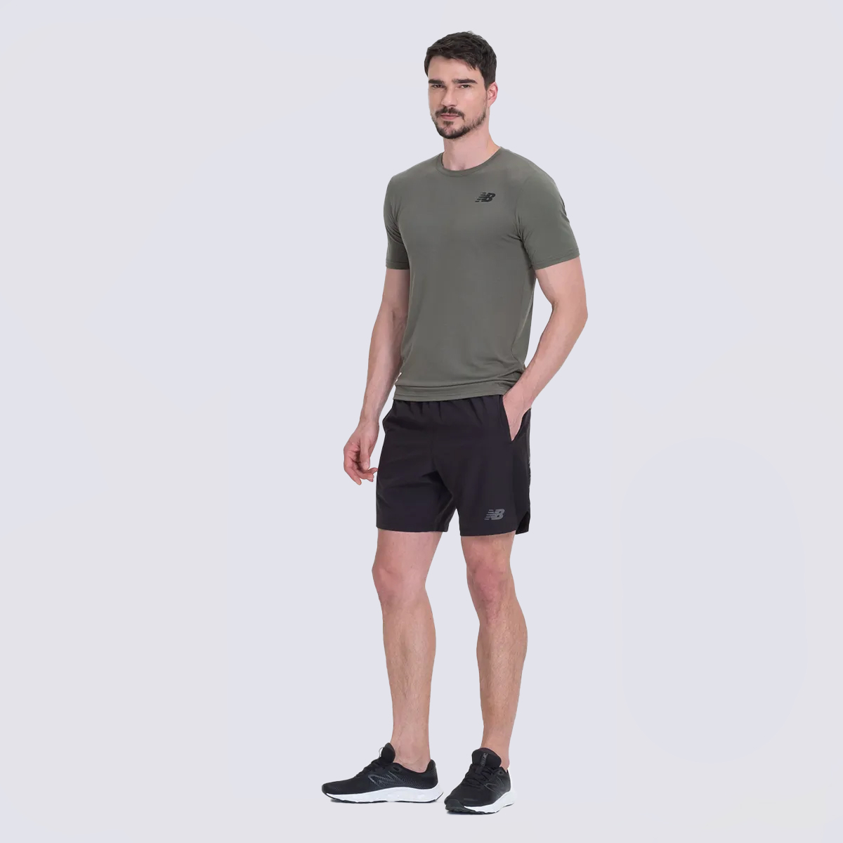 Bermuda New Balance Tenacity Logo Preta