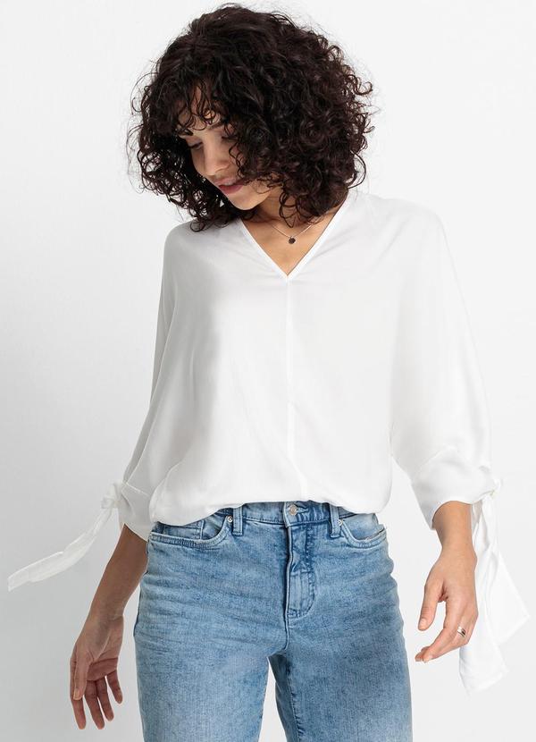 Blusa Branca em Viscose Plana