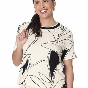 Blusa em Moletinho Floral Branco