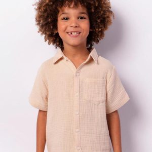 Camisa Infantil Manga Curta Texturizado Bege