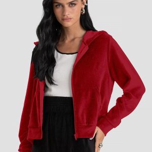 Jaqueta Feminina Plush com Capuz Vermelho