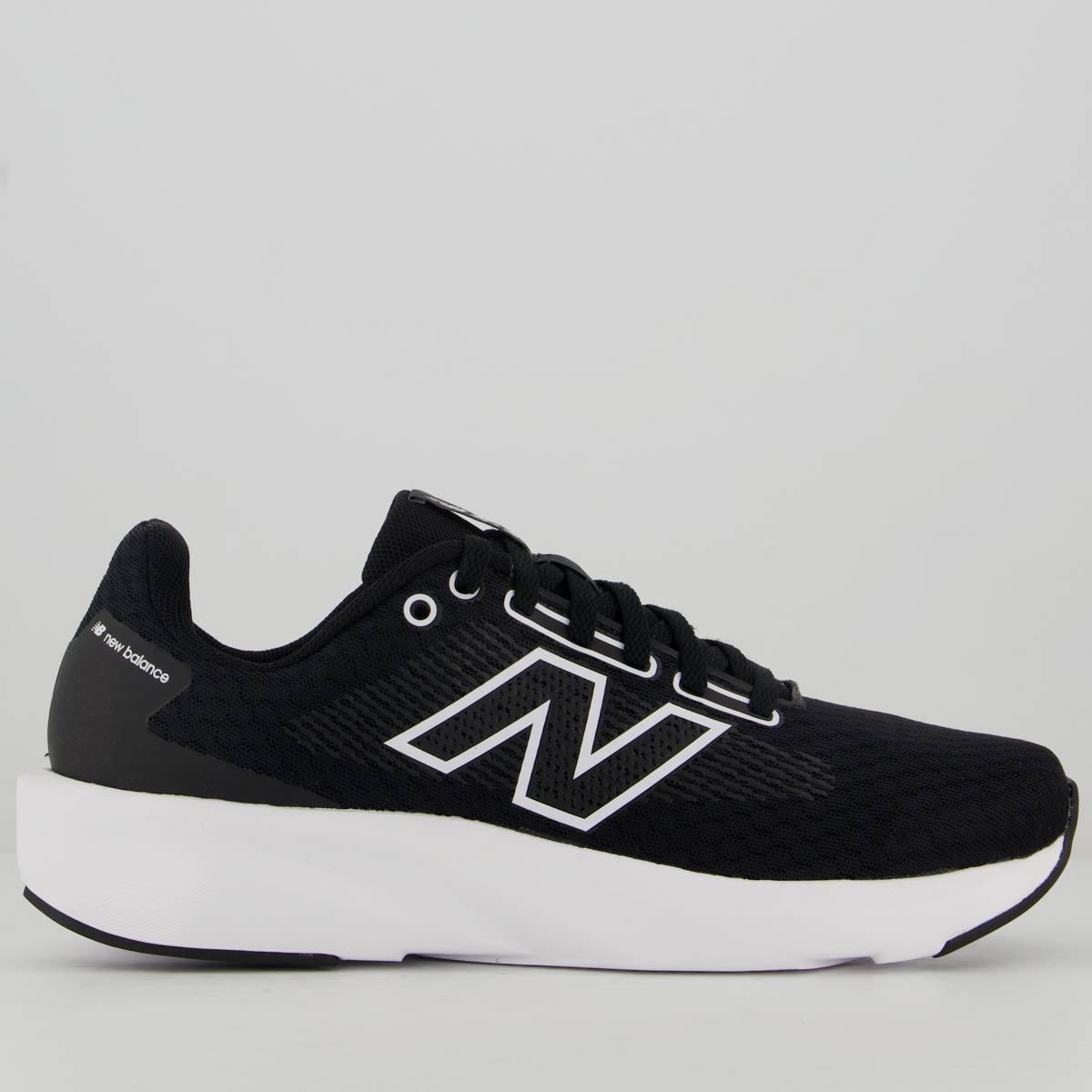 Tênis New Balance 413V3 Preto e Branco