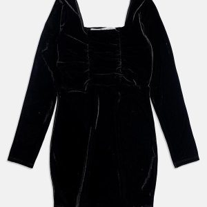 Vestido Black de Veludo Preto