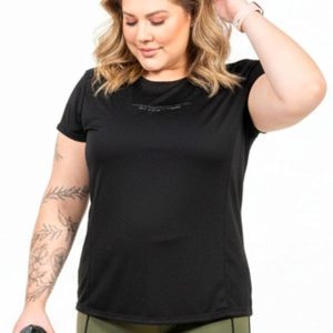 Blusa com Recorte Plus Size Preto