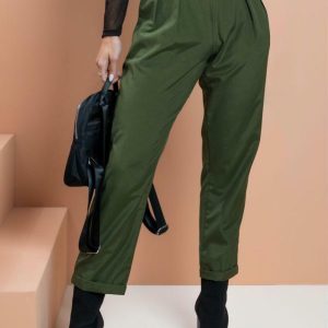 Calça Verde com Pregas e Bolsos