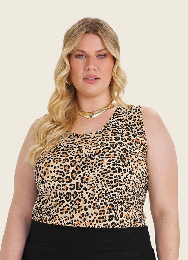 Regata Feminina Plus Size Bege