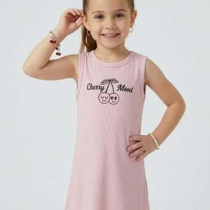 Vestido Infantil com Estampa Localizada Rosa