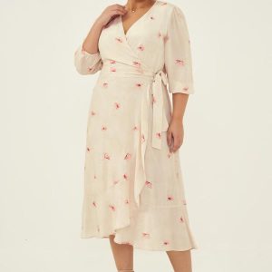 Vestido Midi Estampada Floral Tata Baunilha