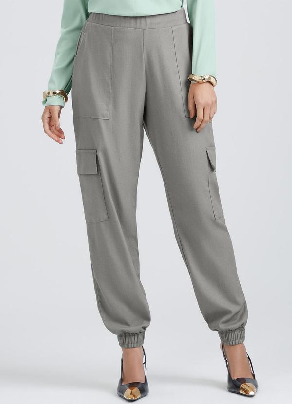 Calça Cargo em Linho Cinza