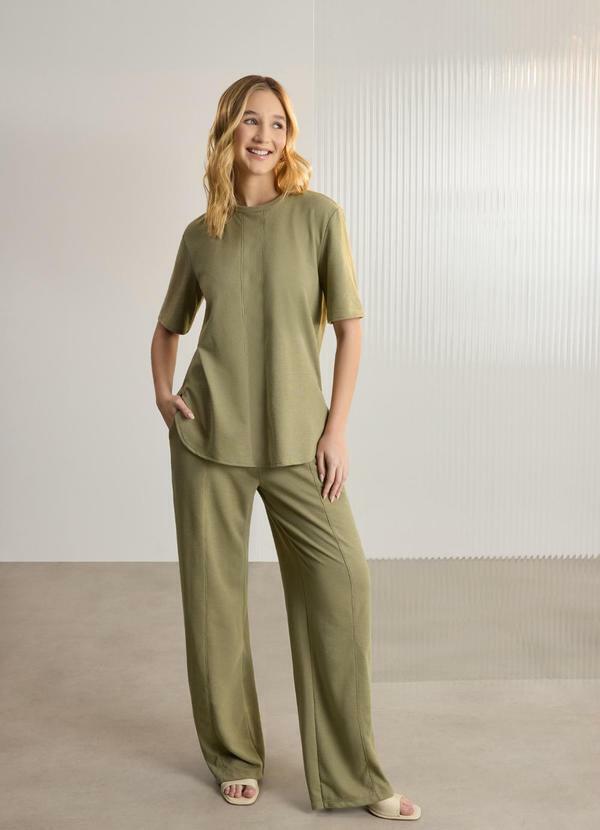 Conjunto com Calça e Blusa DVerde
