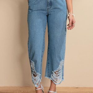 Calça Jeans Claro Pantacourt com Rasgados