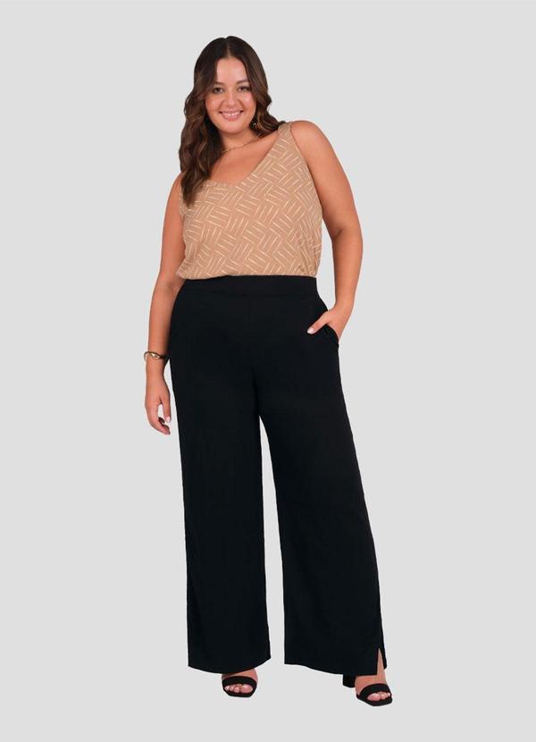 Calça Plus Size em Viscose com Bolso Preto