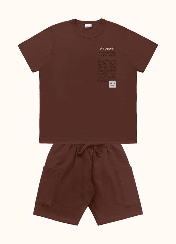 Conjunto Camiseta e Bermuda Marrom