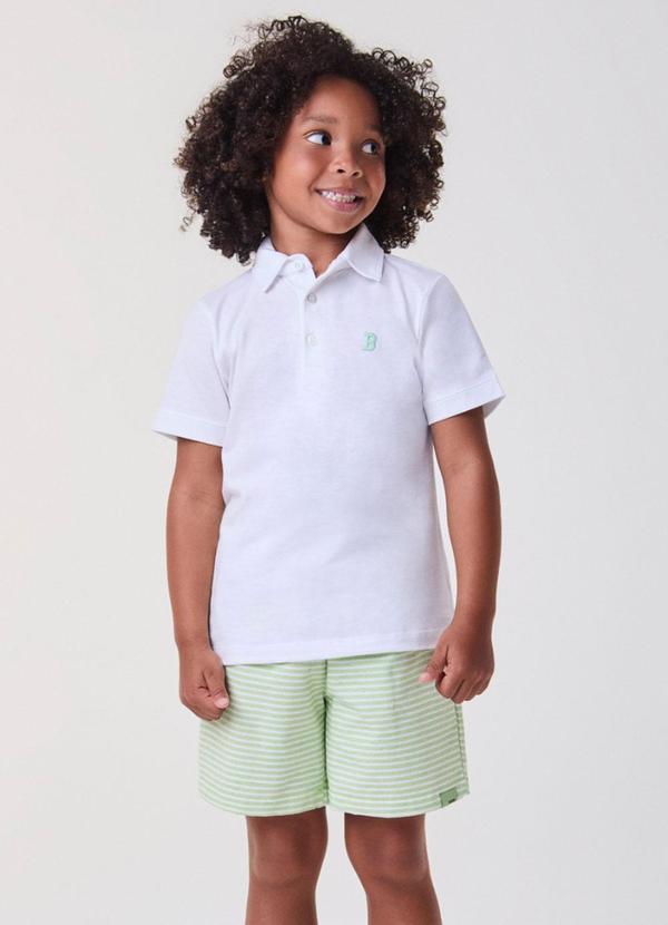 Conjunto Off e Verde Listrado Verde