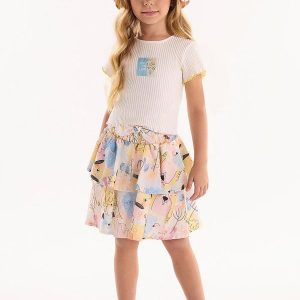 Conjunto com Cropped e Saia Bege
